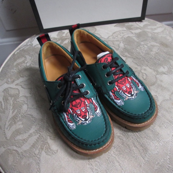 NWB Gucci Boy Toddler Green Leather Loafer with RedAnimal print Sz Eur 27/US